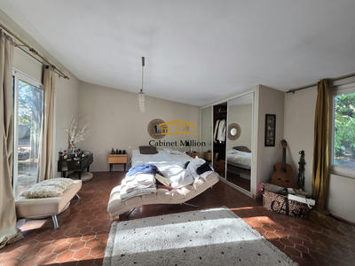 Maison - 200 m² - 6 pièces