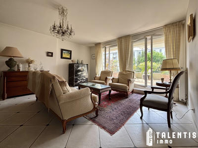 Appartement - 96 m² - 4 pièces