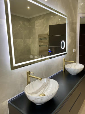 Propriété - 250 m² - 6 pièces