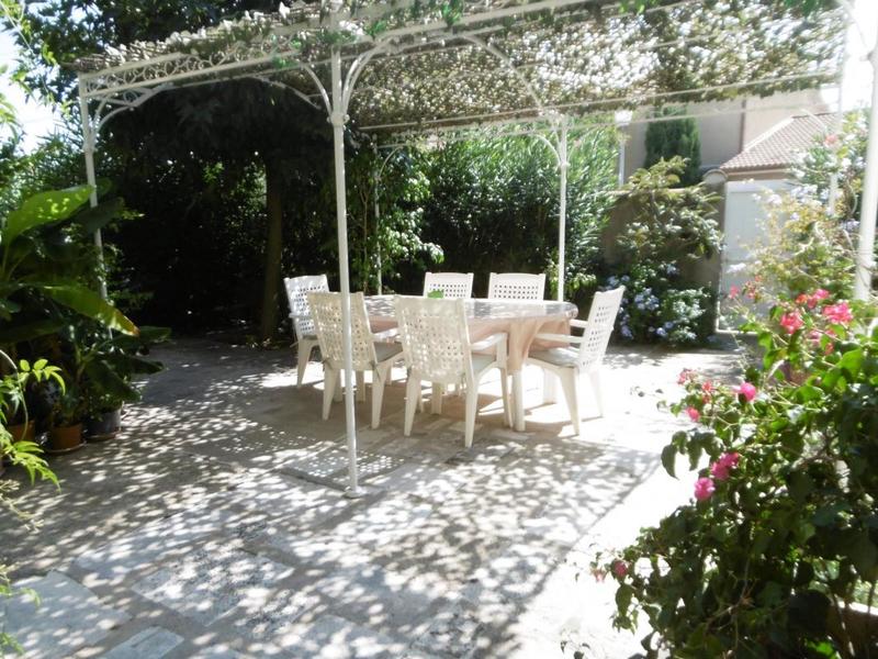 Maison - 195 m² - 9 pièces