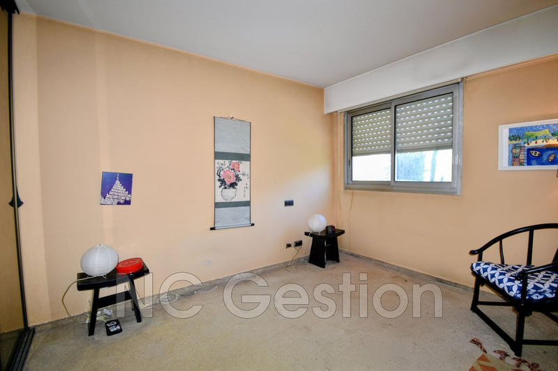 Appartement - 92 m² - 4 pièces