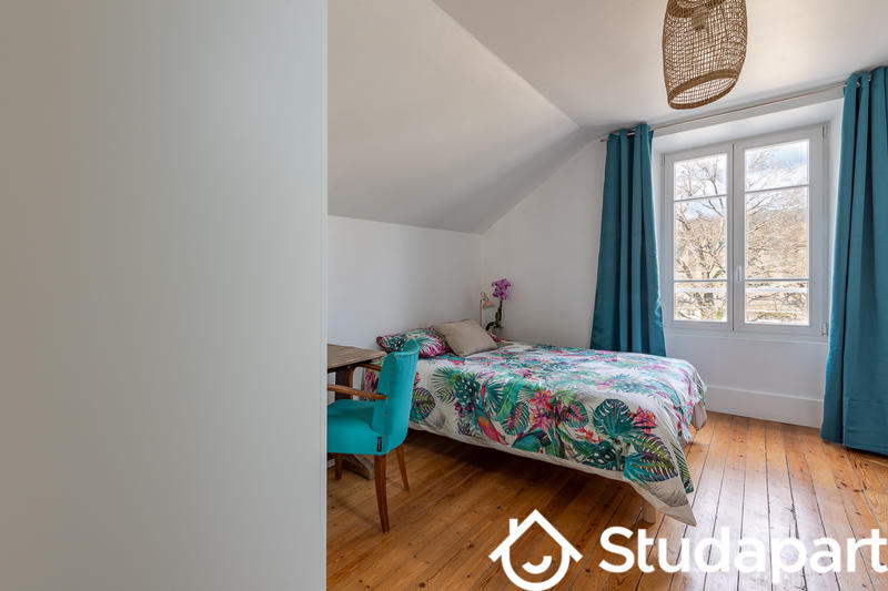 Chambre - 14 m² - 1 pièce