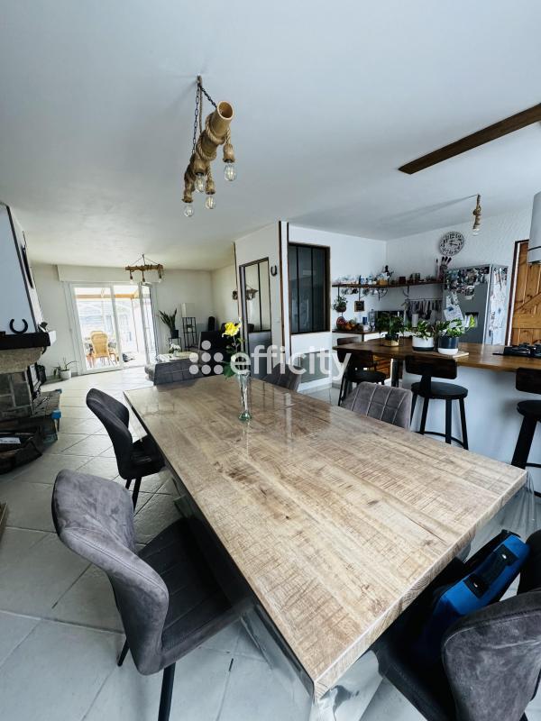 Maison - 105 m² - 5 pièces