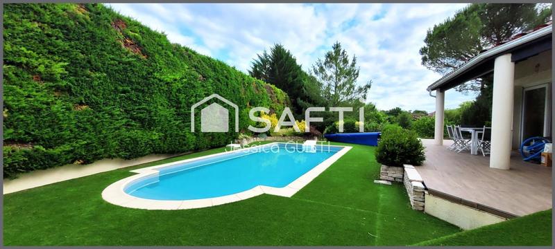 Maison - 141 m² - 6 pièces