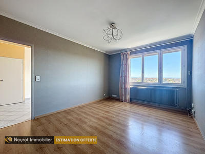 Appartement - 72 m² - 3 pièces