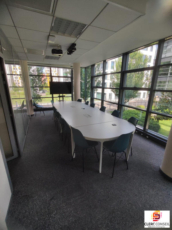 Bureau - 253 m²