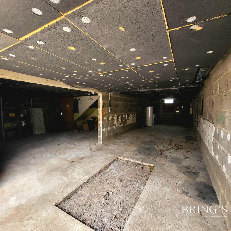 Maison traditionnelle - 119 m² - 7 pièces