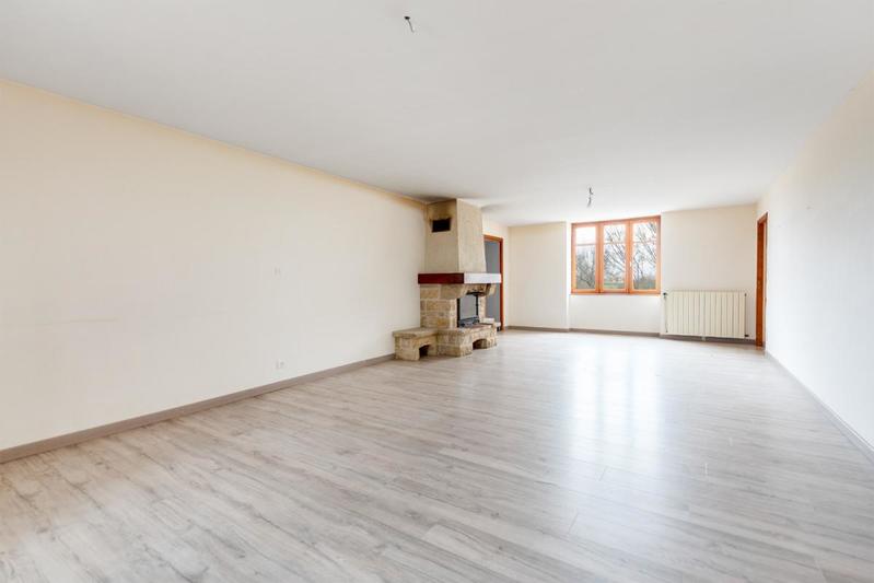 Propriété - 222 m² - 8 pièces