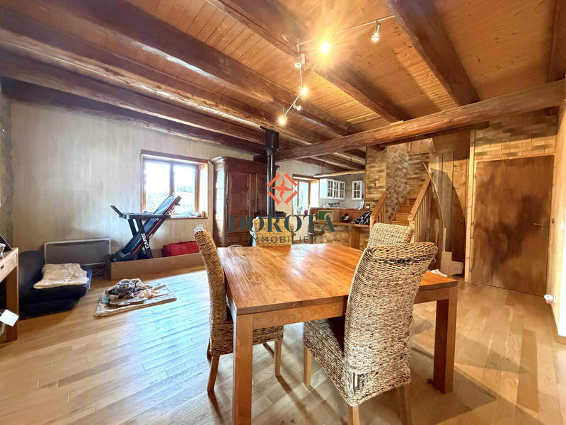 Maison - 163 m² - 7 pièces