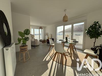 Appartement - 88 m² - 4 pièces