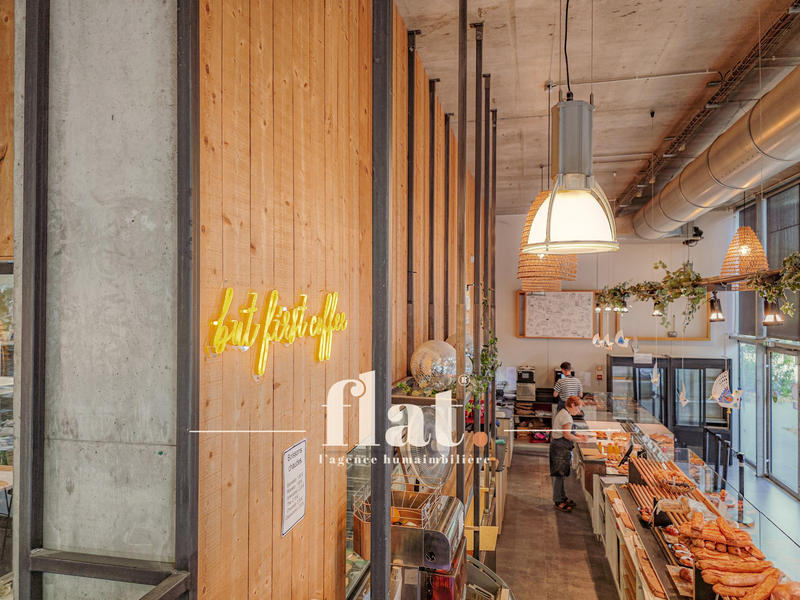 Fonds de commerce - Magasins - 327 m²