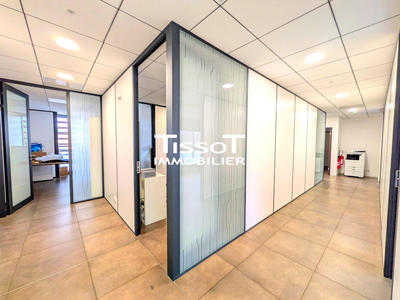 Bureau - 233 m²