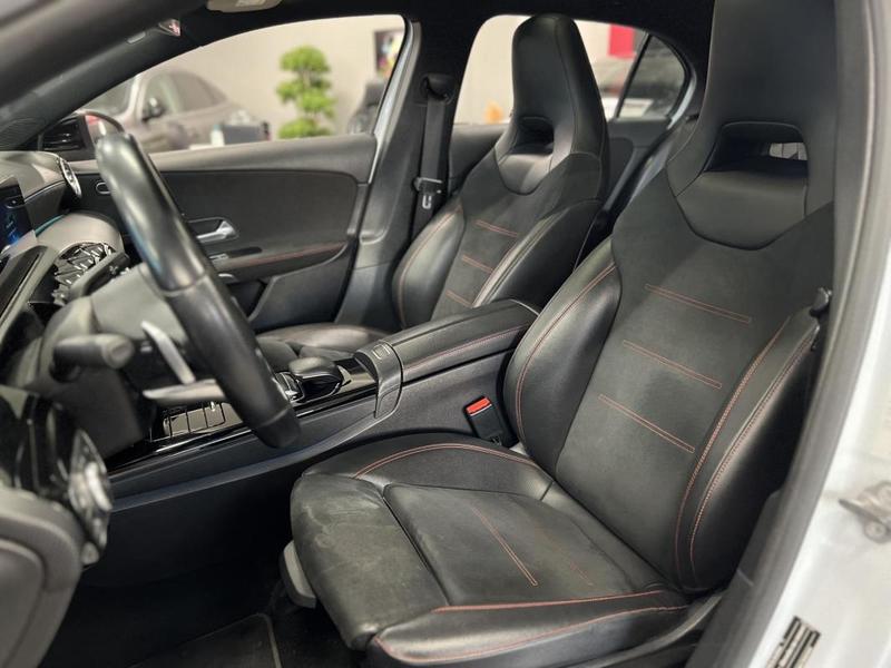 Mercedes Classe a 180 d - Bv 7g-Dct Amg Line / Garantie 12 Mois