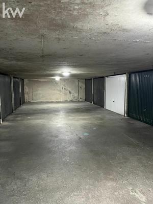 Parking / Garage - 13 m²