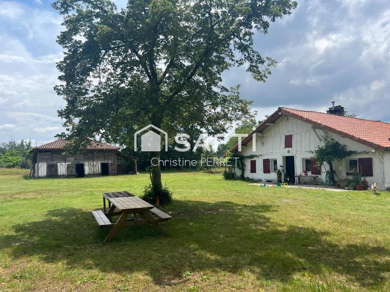 Maison - 88 m² - 4 pièces