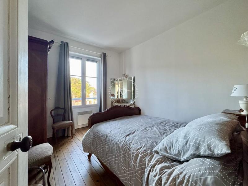 Appartement - 134 m² - 6 pièces