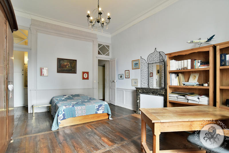 Appartement - 168 m² - 5 pièces