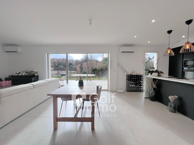 Villa - 133 m² - 6 pièces