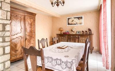 Maison ancienne - 112 m² - 5 pièces