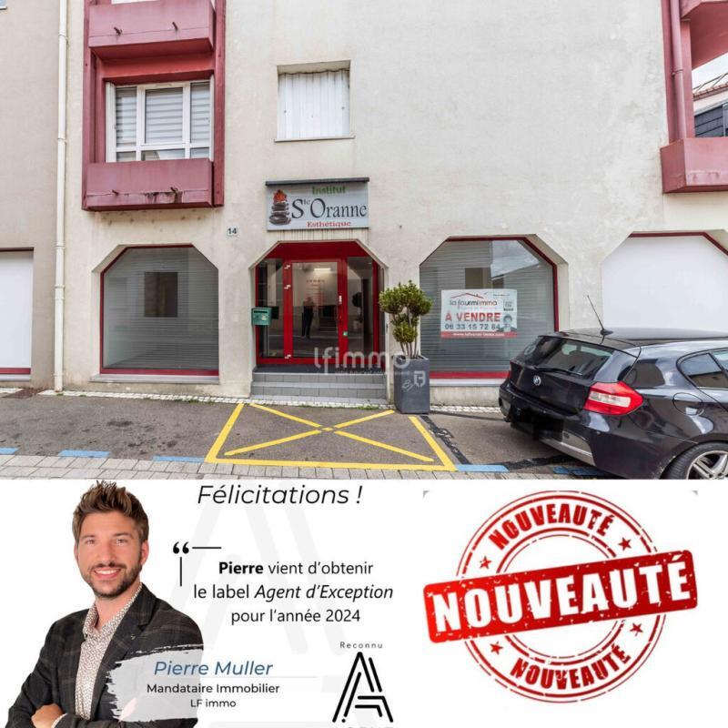 Local commercial - 98 m² - 6 pièces