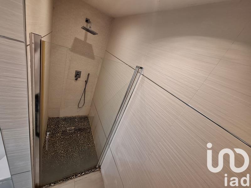 Maison - 183 m² - 8 pièces