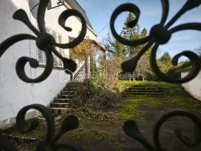 Maison de maîtres - 317 m² - 10 pièces