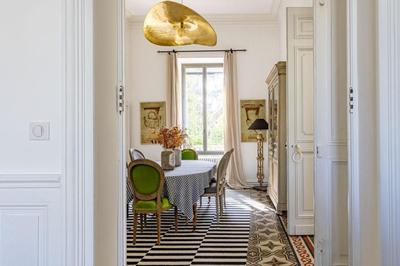 Maison - 233 m² - 8 pièces