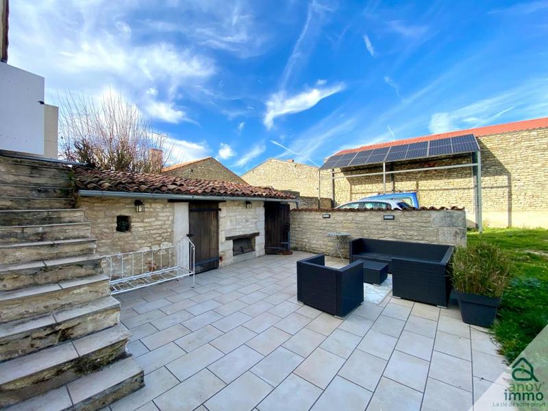 Propriété - 216 m² - 8 pièces