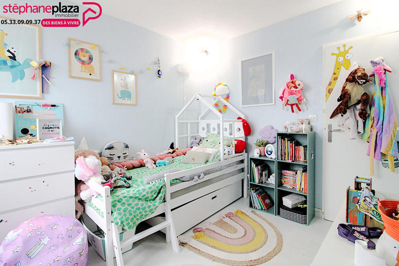 Appartement - 81 m² - 4 pièces