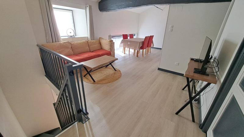 Maison - 430 m² - 19 pièces