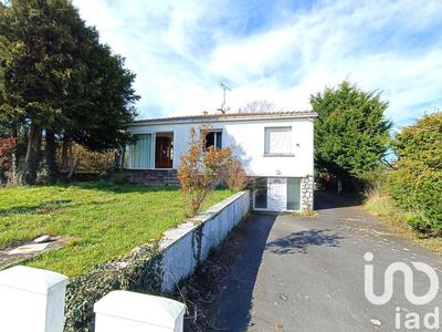 Maison - 208 m² - 5 pièces