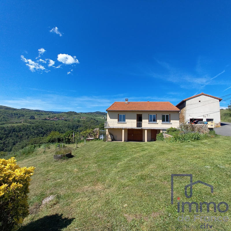 Maison traditionnelle - 129 m² - 6 pièces