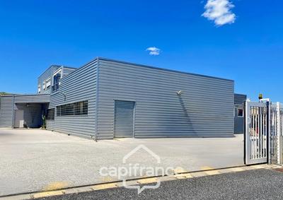 Local d'activité / Entrepôt - 792 m² - 10 pièces