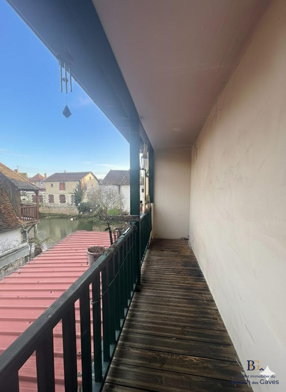 Appartement - 98 m² - 4 pièces