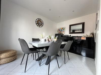 Appartement - 84 m² - 5 pièces