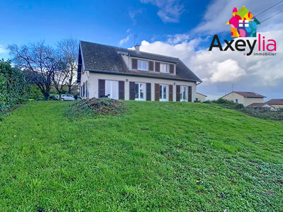 Maison - 143 m² - 6 pièces