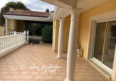 Maison - 180 m² - 6 pièces