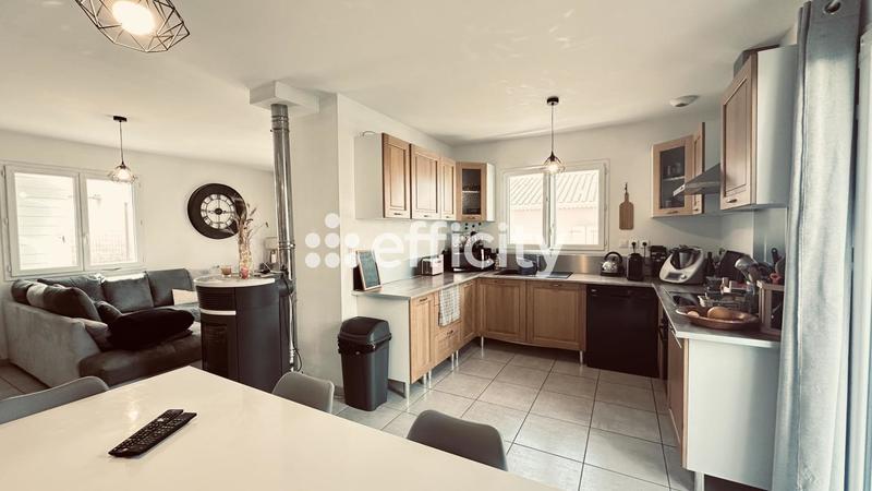 Maison - 100 m² - 5 pièces