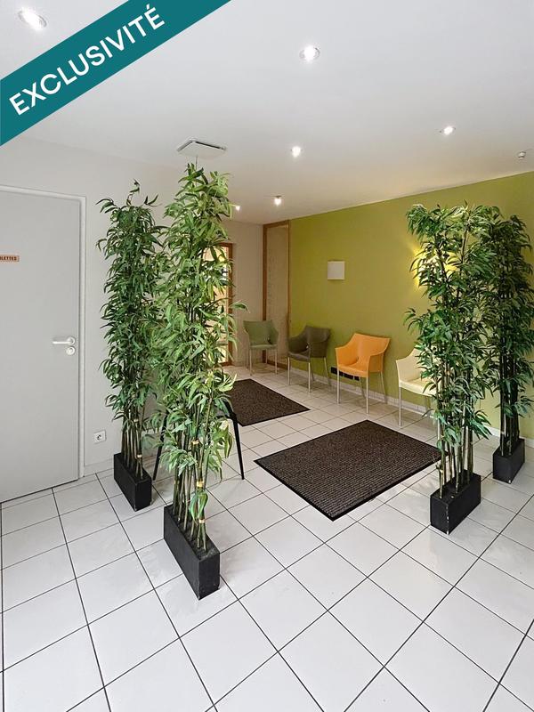 Local commercial - 135 m² - 3 pièces