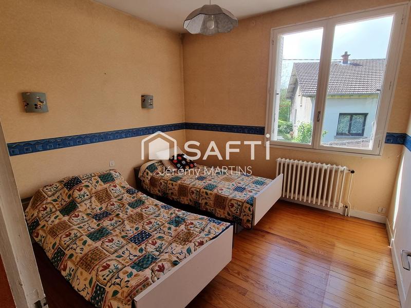 Maison - 142 m² - 8 pièces