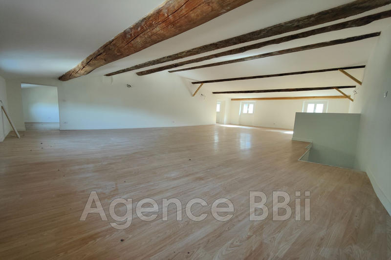 Appartement - 213 m² - 7 pièces