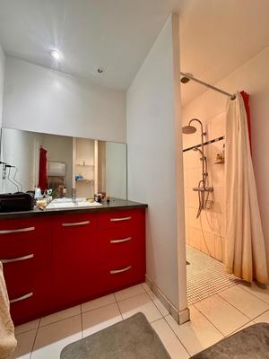 Maison - 270 m² - 6 pièces