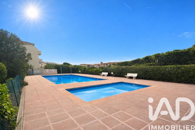 Appartement - 95 m² - 4 pièces