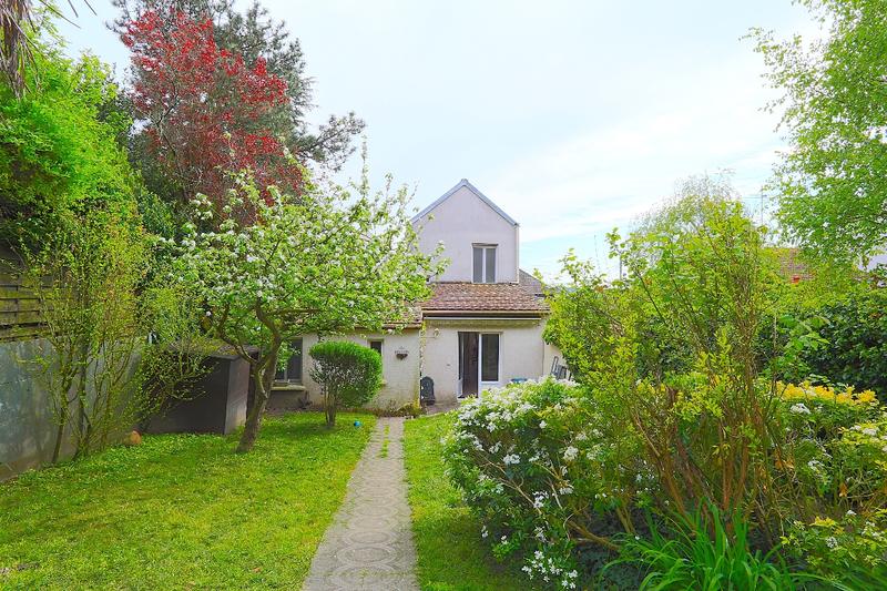 Maison - 87 m² - 4 pièces