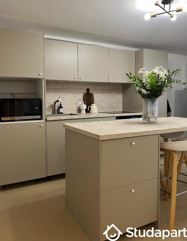 Chambre - 10 m² - 1 pièce