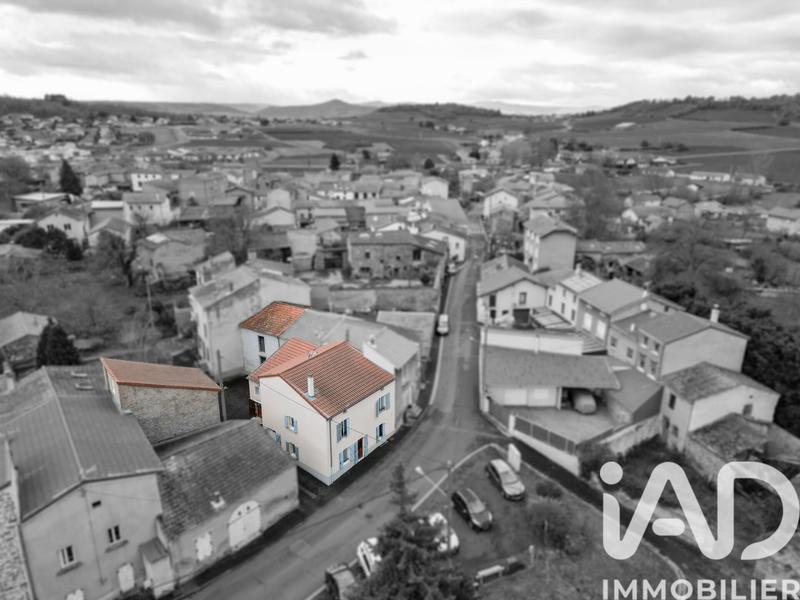 Maison de village - 86 m² - 5 pièces