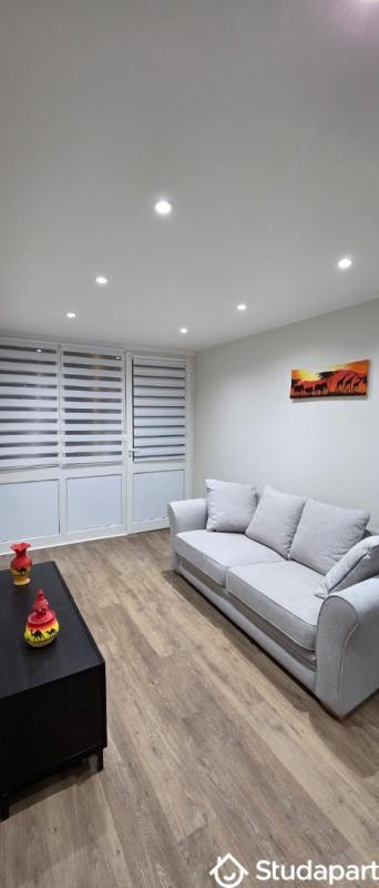 Chambre - 15 m² - 1 pièce