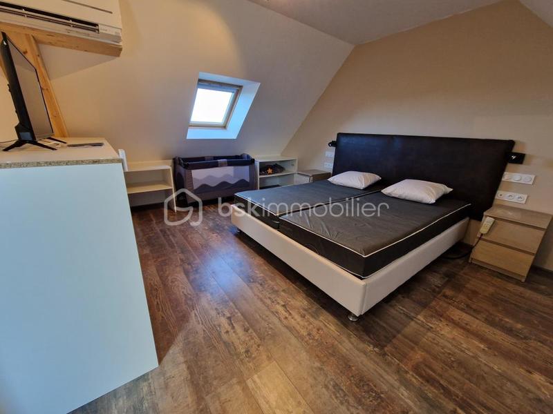 Maison - 190 m² - 8 pièces