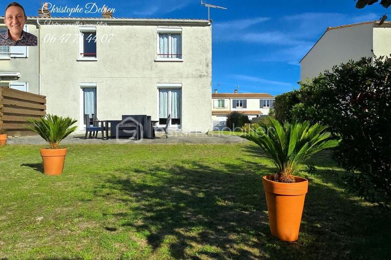 Maison traditionnelle - 90 m² - 4 pièces