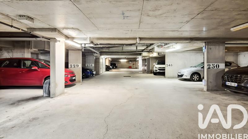 Parking - 12 m²
